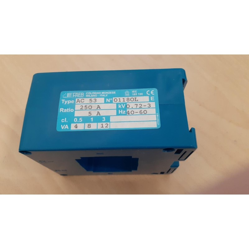 Trasformatore di corrente ad anello AC 53  250A - 5A  KV 0.72-3 Hz 40-60   NUOVO