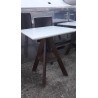 7 tavoli da bar e ristoranti con piano tipo okite bianco e gambe in legno