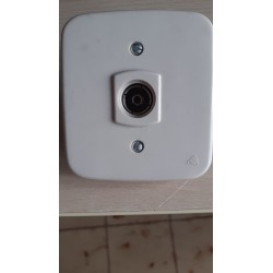 PRESA TV FEMMINA AVE 691  13mm. NUOVO