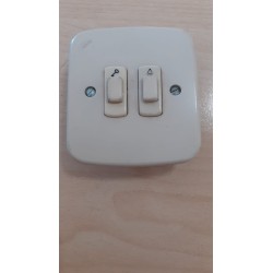 INTERRUTTORE AVE SERIE 600 TIPO 611/622 APRIPORTA E LUCE  6A 250V USATO