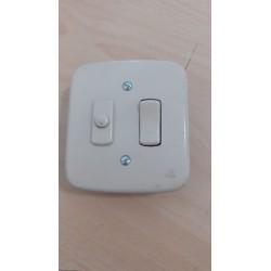 INTERRUTTORE AVE SERIE 600  TIPO 611  PULSANTE + DEVIATORE USATO