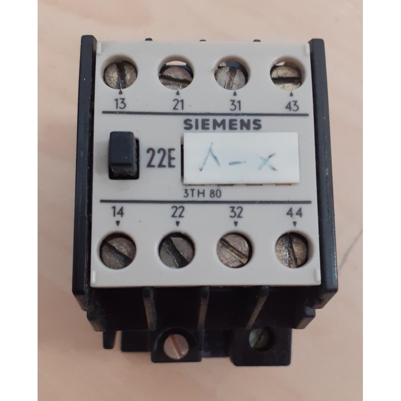 RELE'  SIEMENS  TELERUTTORE 3TH80  22-0A   USATO