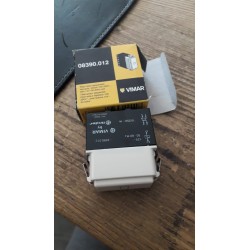 Relè interruttore 2P 10AX b.12V 50-60Hz cod. 08390.012