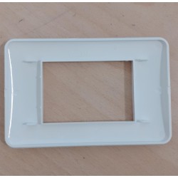 Placca Legrand serie Cross 3 posti bianca ART. 680543  NUOVO