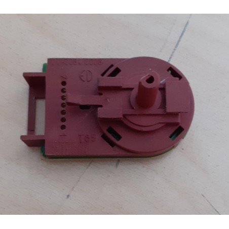 Interruttore per lavatrice Bauknecht  WAS 4151 cod.  461971013541/ 04-0084-0006  usato