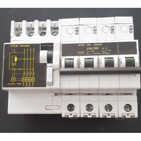 Interruttore Magnetotermico AEG Elfa  D840  U40/300  USATO