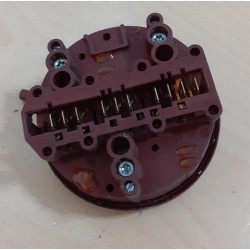 PRESSOSTATO PER LAVATRICE AEG 64560 COD. 124861271 / 390794N  USATO