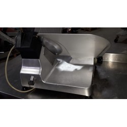 Affettatrice  marca abm trifase tipo 935 s usata