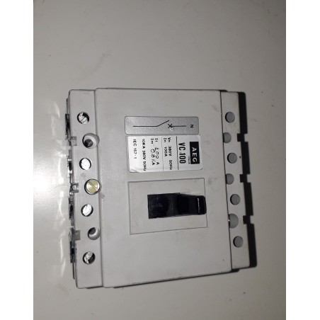 INTERRUTTORE MAGNETOTERMICO AEG VC 100 4 POLI 100A-10KA USATO