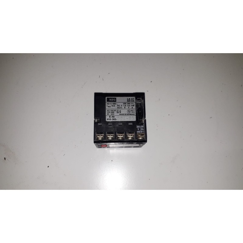 MINI CONTATTORE AEG LS07 10E 16A