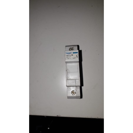 HAGER L501-01-10077 - Portafusibile 10.3x38mm 500V 1P USATO