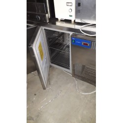 ilsa tavolo refrigerato-temperatura negativa -3 porte piano superiore e alzatina usato