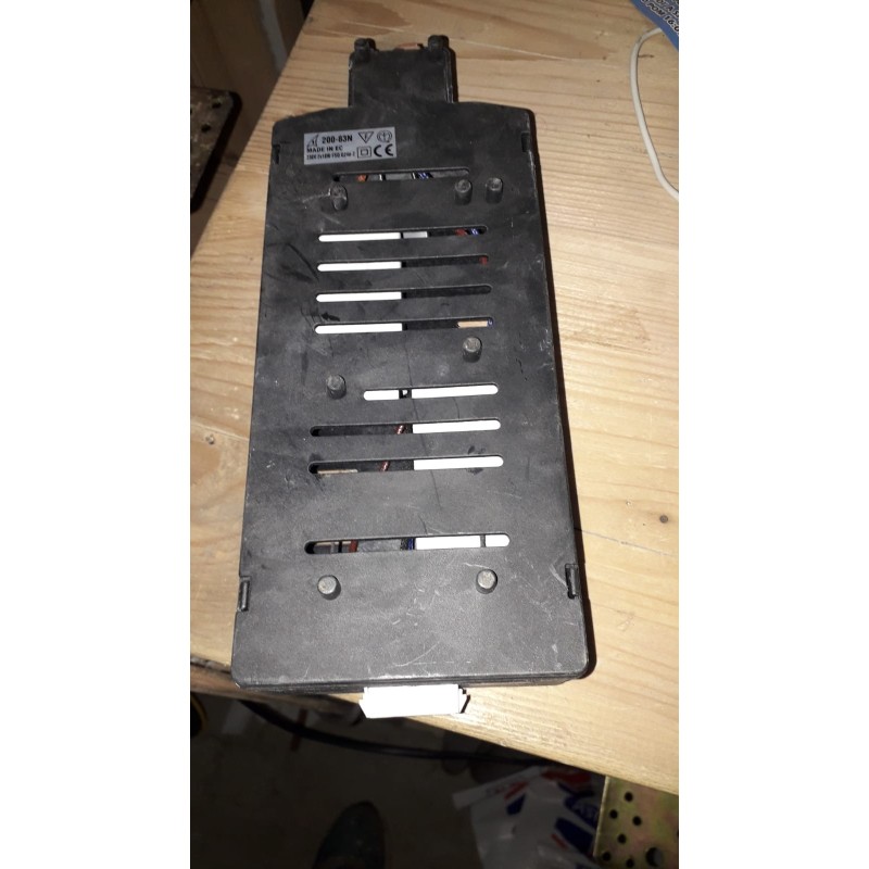 ALIMENTATORE PER FARO AD INCASSO PROFESSIONALE 200-83N USATO