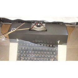 Macchina da scrivere Remington 150