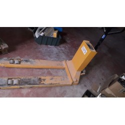 Transpallet pesatore usato