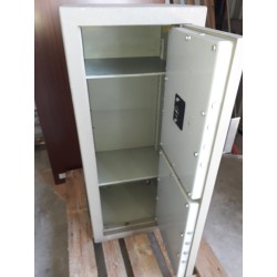 cassaforte usata marca JUWEL con combinazione