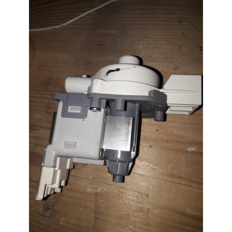 pompa hanyu B25-6A cod.24042015 per lavatrice hotpoint ariston rpd 1046 dx usato