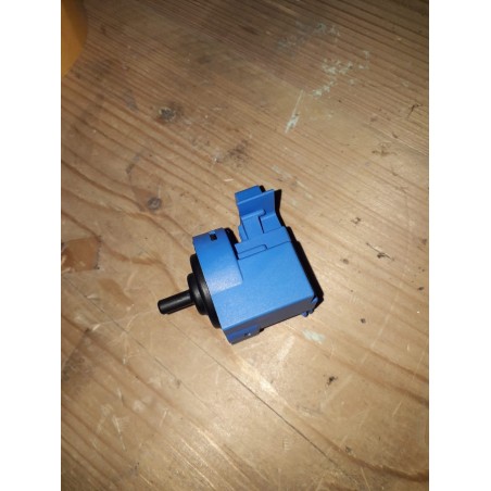 pressostato cod.16002692101 per lavatrice hotpoint ariston rpd 1046 dx usato