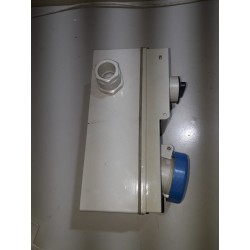 Ilme SQV 1663.5 - presa con interruttore di blocco, serie SQV, 2 poli + PE, 6 h (blu), 16 A, 200 ÷ 250 V usato