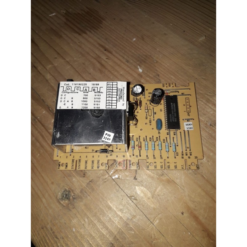 scheda cod.116190225 per lavatrice PHILCO AGILE 700X usato