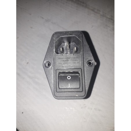 O3AB2D Moduli Ingresso Alimentazione CA Delta 3A 115 V Ca/250 V Ca 50/60 Hz usato
