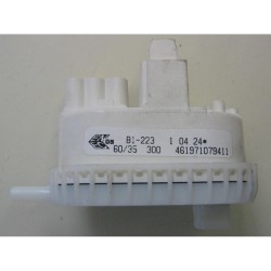 pressostato cod.461971079411  PER LAVATRICE Whirlpool AWM180, AWM 800 usato