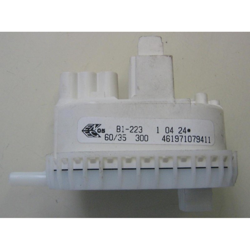 pressostato cod.461971079411  PER LAVATRICE Whirlpool AWM180, AWM 800 usato
