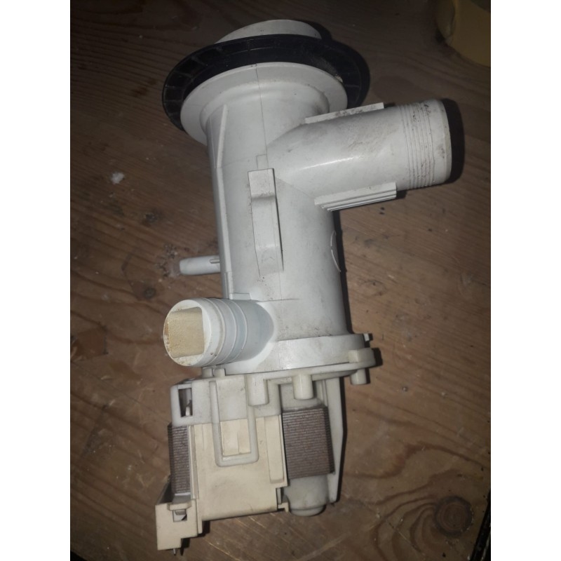 pompa di scarico cod 110591010 per lavatrice AEG 50200 usato