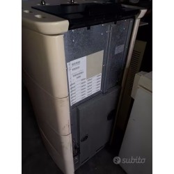 stufa a pellet EXTRAFLAME mod.DIVINA PERGAMENA 11Kw usato