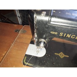 Macchina per cucire Singer 306M a pedale usato