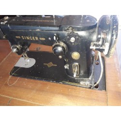 Macchina per cucire Singer 306M a pedale usato