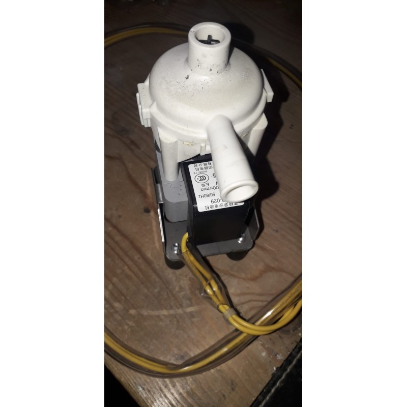 Daikin Pompa di scarico aria condizionata P220DB-029 usato