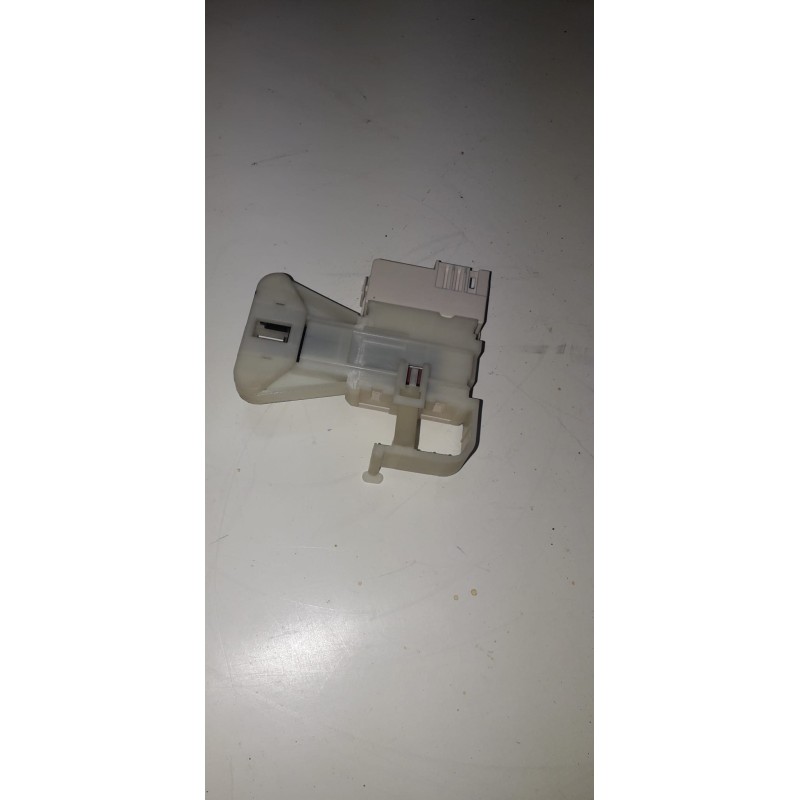 BLOCCAPORTA COD 160025338 PER LAVATRICE HOTPOINT ARISTON ARXF 165 USATO