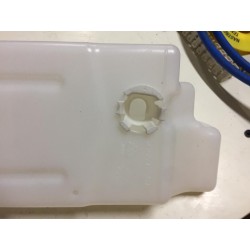 W10572507 DISTRIBUTORE SERBATOIO CONDENSA ASCIUGATRICE WHIRLPOOL USATO