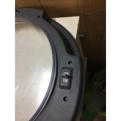 oblò completo per asciugatrice WHIRLPOOL FT M1182WSY usato