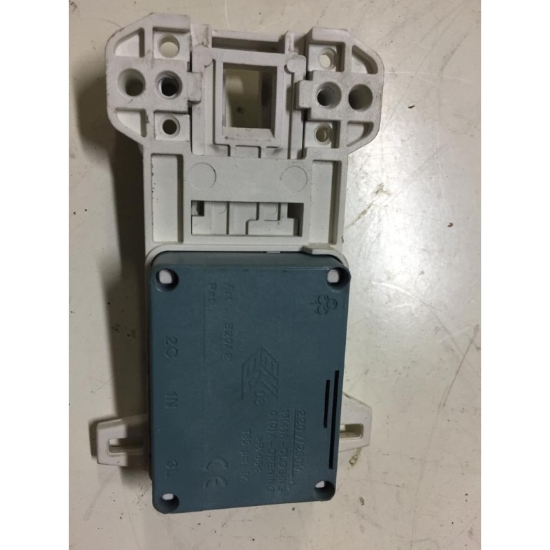 BLOCCAPORTA PA66 PER LAVATRICE SILTAL SLS 85 USATO