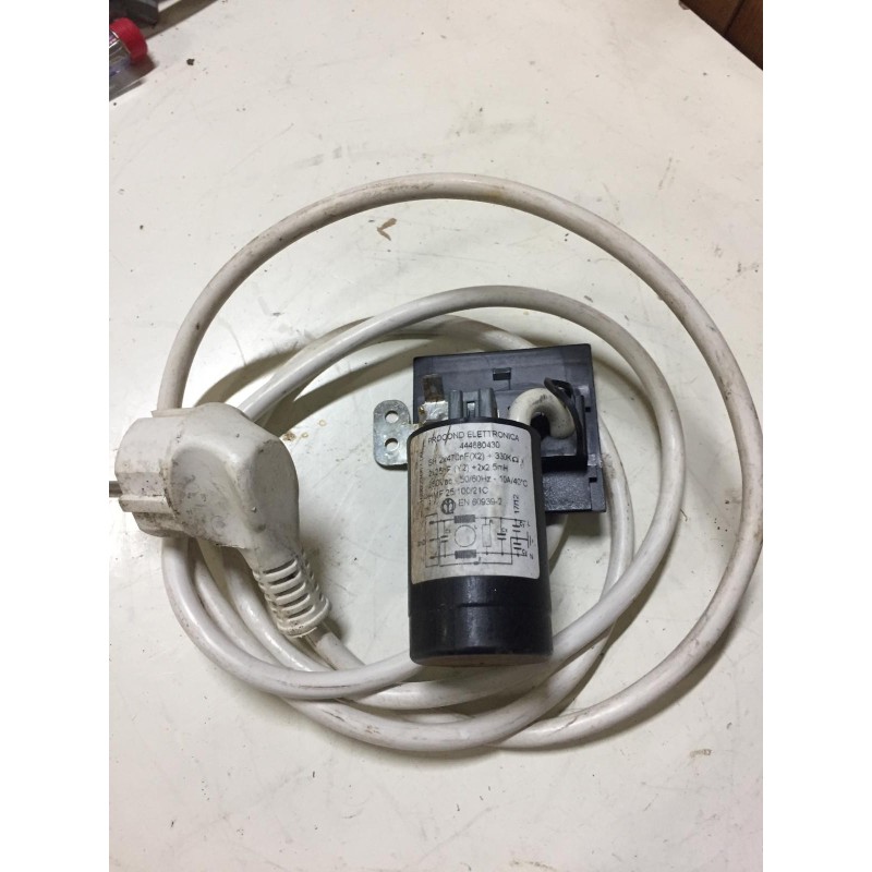 FILTRO ANTIDISTURBO 444680430 PER LAVATRICE ARISTON ECO9L 1091 USATO