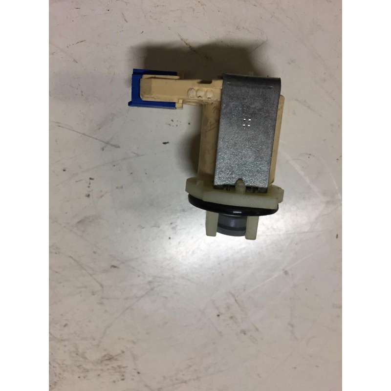 VALVOLA RIGENERATORE 481231019146 PER LAVASTOVIGLIE WHIRLPOOL USATO