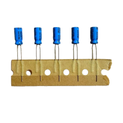 5 PEZZI - CONDENSATORE ELETTROLITICO IN ALLUMINIO 33uF 50V 20% 85°C p.2,5