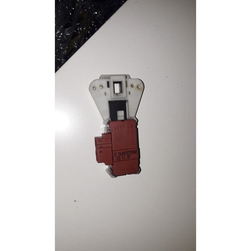 BLOCCAPORTA BITRON T85 PER LAVATRICE INDESIT WINV 80 (IT) USATO