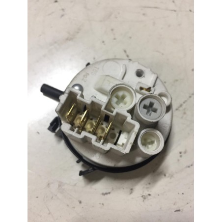 PRESSOSTATO 37650078 PER LAVATRICE ZOPPAS Z 805 USATO
