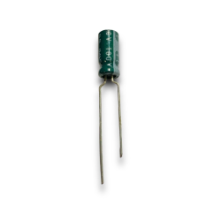 10 PZ. Condensatore elettrolitico radiale in alluminio da 2,2 uF 100 V 85 ° C