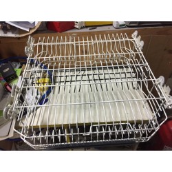 CESTELLO INFERIORE 482000031295 PER LAVASTOVIGLIE ARISTON LD 85 USATO