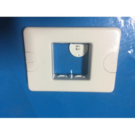 PLACCA 2 POSTI AUTOPORTANTE BIANCA GEWISS SYSTEM GW24002