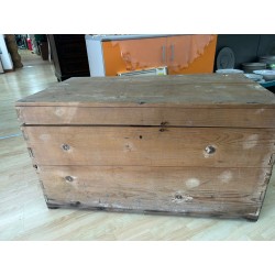 BAULE IN LEGNO   USATO