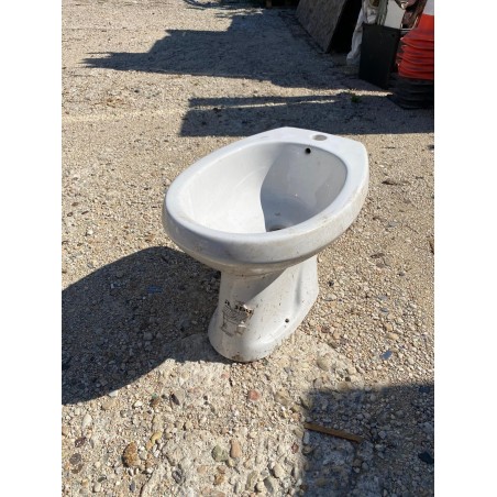 Ceramica Globo – Bidet a terra
