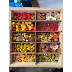 BOTTONI IN METTALO, LEGNO, PLASTICA 60 PEZZI A SCELTA COLORI MISTI E VARIE MISURE