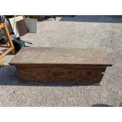 Antica Cassapanca Rustica in Legno – Da restaurare