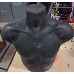 BUSTO CORTO IN PLASTICA NERO