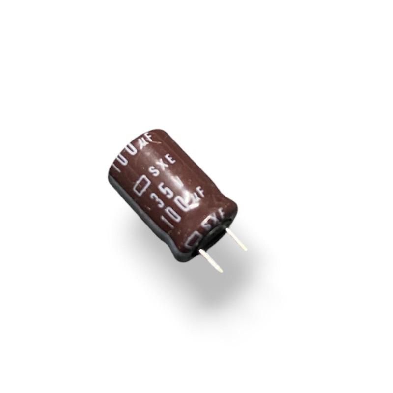 Lotto 10x Condensatori Elettrolitici United Chemi-Con SXE 100uF 35V 105°C Low ESR